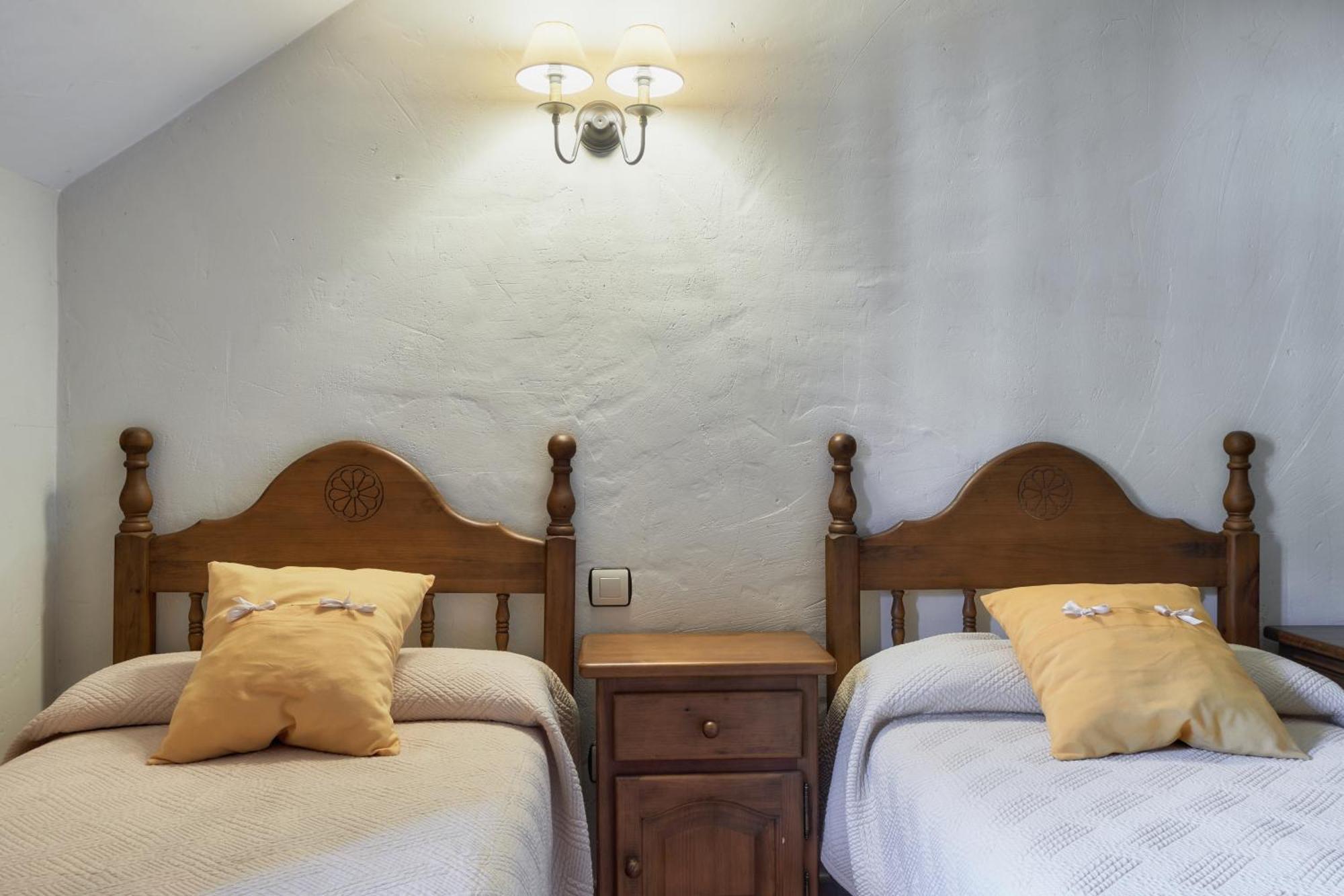 Aldaron Guest House Boca de Huergano Bagian luar foto