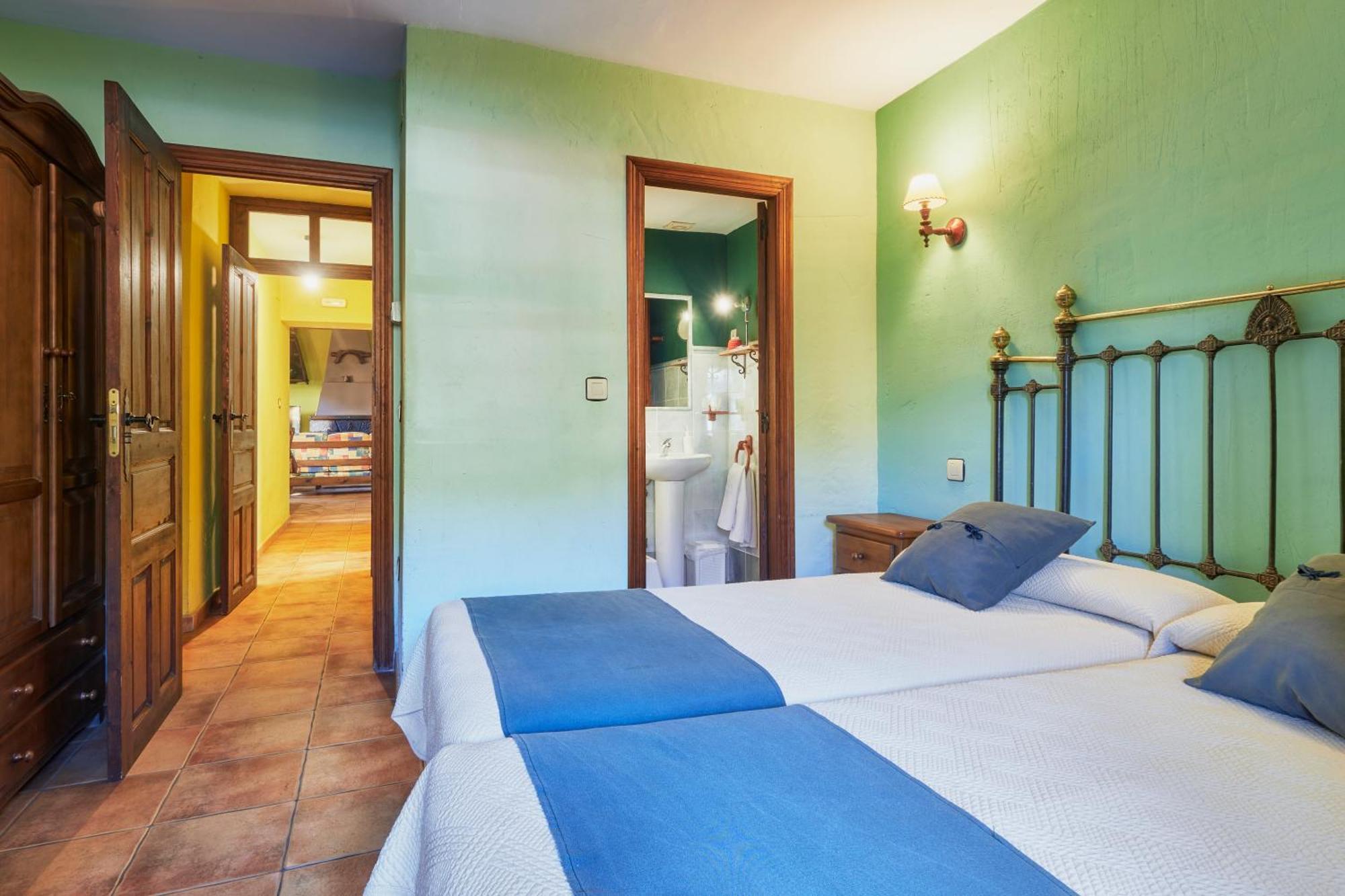 Aldaron Guest House Boca de Huergano Bagian luar foto