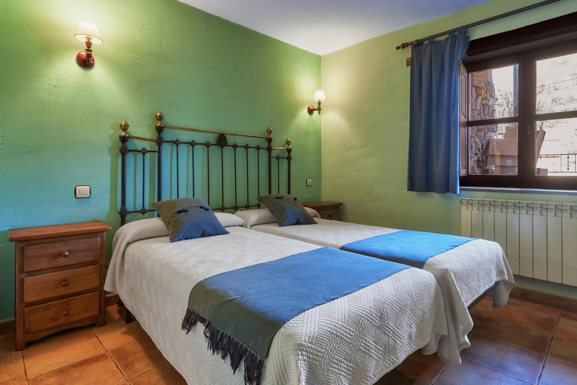 Aldaron Guest House Boca de Huergano Bagian luar foto