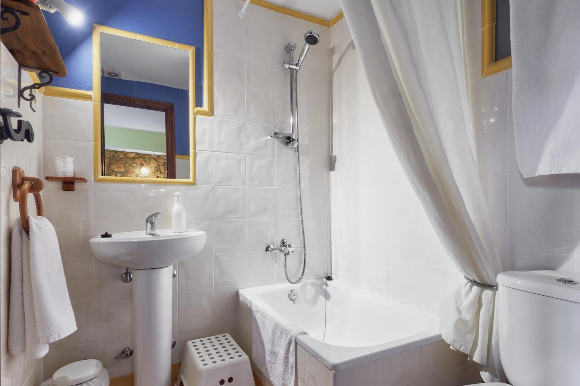 Aldaron Guest House Boca de Huergano Bagian luar foto